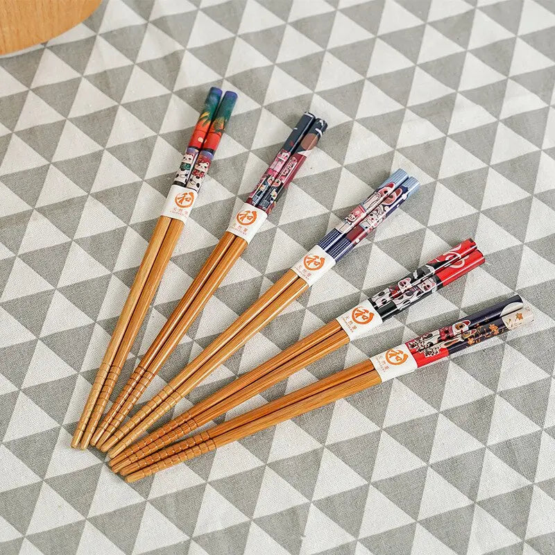 Conjunto reutilizável de 5 pares de bambu artesanal estilo japonês pauzinhos de madeira natural comida de sushi flor de gato multicores pauzinhos de madeira 239267114