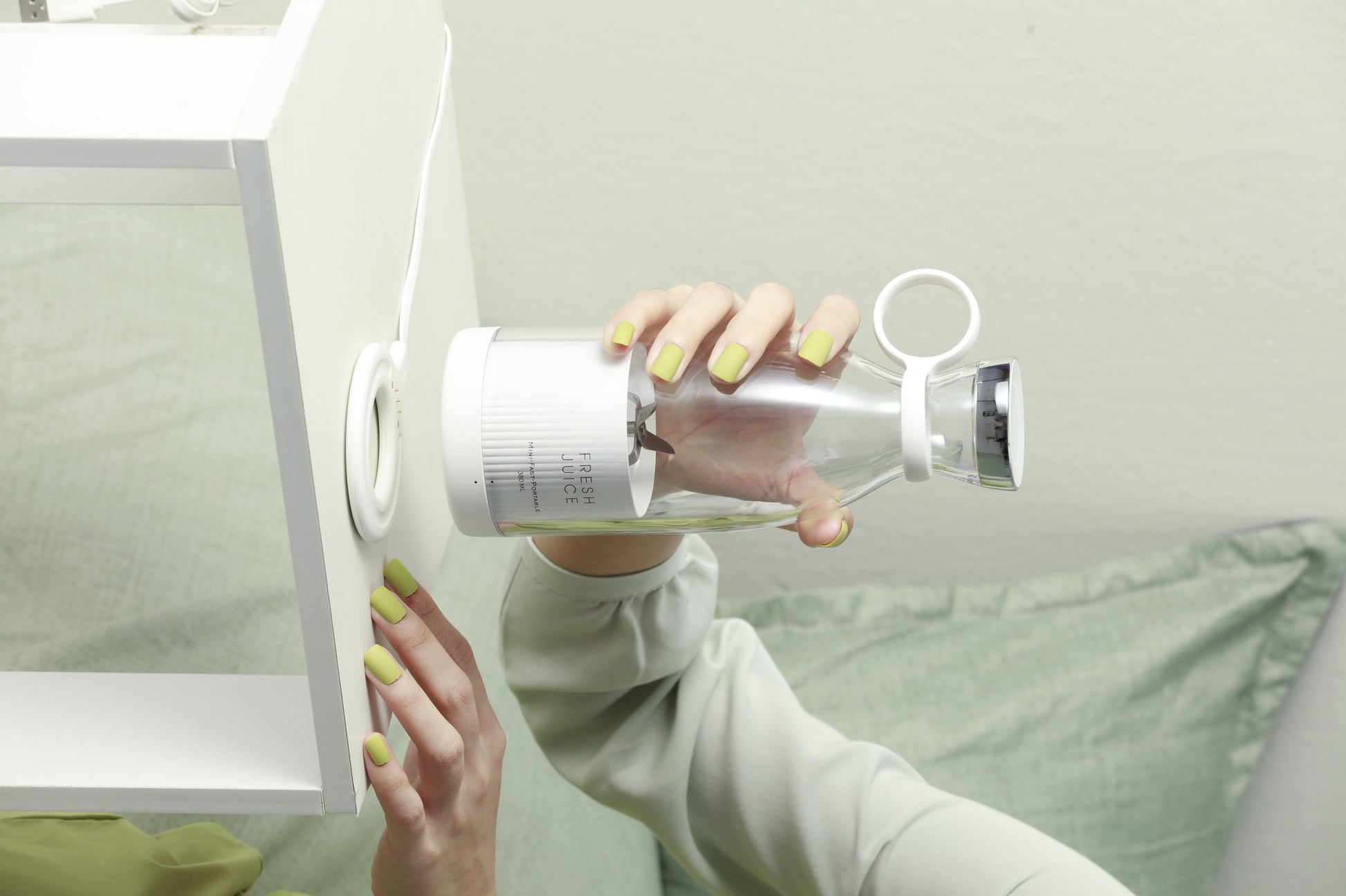Liquidificador Espremedor Elétrico Portátil Usb Mini Misturadores de Frutas Espremedores Extratores de Frutas Batido Alimentício Máquina Multifuncional Máquina de Fazer Sucos 252276991